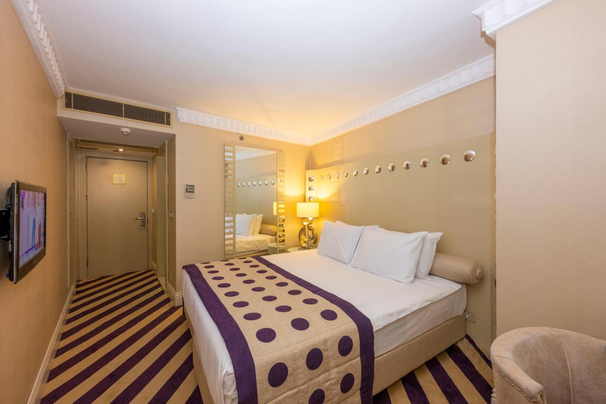 Taxim Hill Hotel — Photos 1